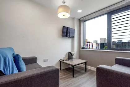 Privatzimmer in der Commercial Road, bild 20 von 35