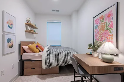 Privatzimmer in der South Chauncey Avenue, bild 2 von 34