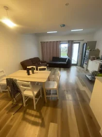 Quarto privado em Linn Bheag, imagem 8 de 12