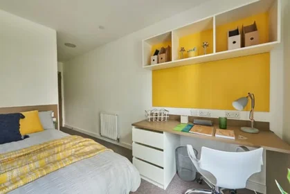 Chambre privée à Empire Way, image 1 de 10