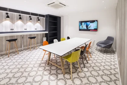 Privatzimmer in der Empire Way, bild 21 von 36