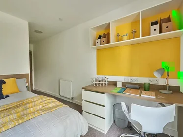 Privatzimmer in der Empire Way, bild 33 von 36