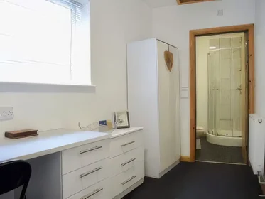 Private room at Upper Park Road, image 29 of 44