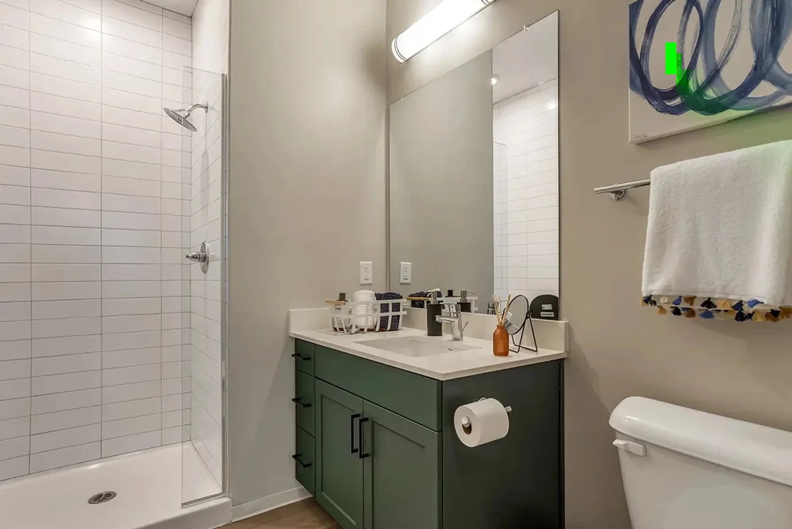 Student-friendly room in  with modern amenities