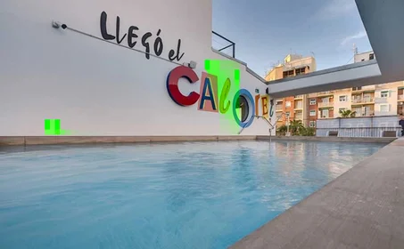 Studio at Carrer de Ruaya, image 16 of 18