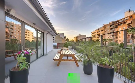 Studio at Carrer de Ruaya, image 10 of 18