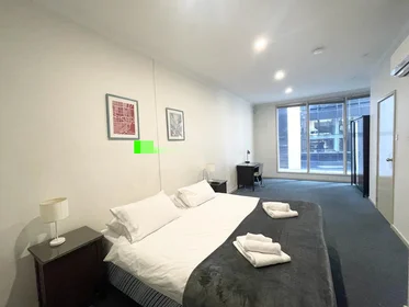 Alquiler de habitaciones por meses en {area}