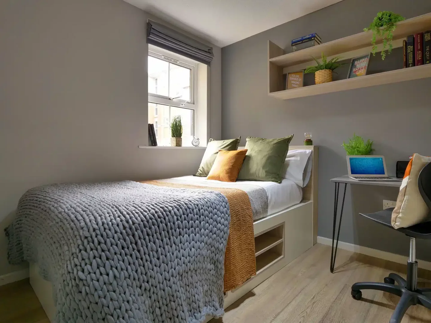 Habitación estudiantil económica cerca del campus en 
