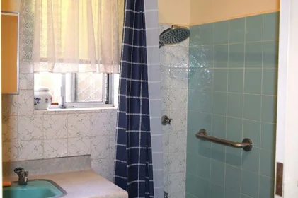 Habitación privada en Cresdee Road, imagen 18 de 23