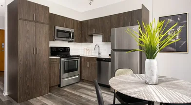 Monolocale in West Lake Street, immagine 20 di 24