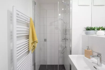Studio at Hanebergstraße, image 4 of 49