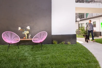 Habitación privada en North Los Robles Avenue, imagen 17 de 28