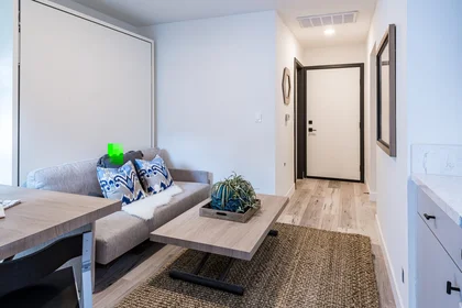 Habitación privada en North Los Robles Avenue, imagen 5 de 28