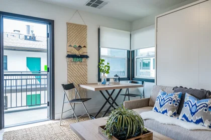 Habitación privada en North Los Robles Avenue, imagen 6 de 28