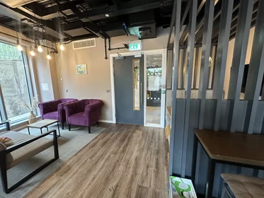 Quarto privado em Dundee Street, imagem 25 de 40