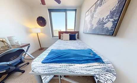 Private room at North Wolfe Street, image 11 of 45