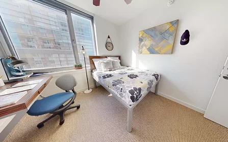 Private room at North Wolfe Street, image 13 of 45