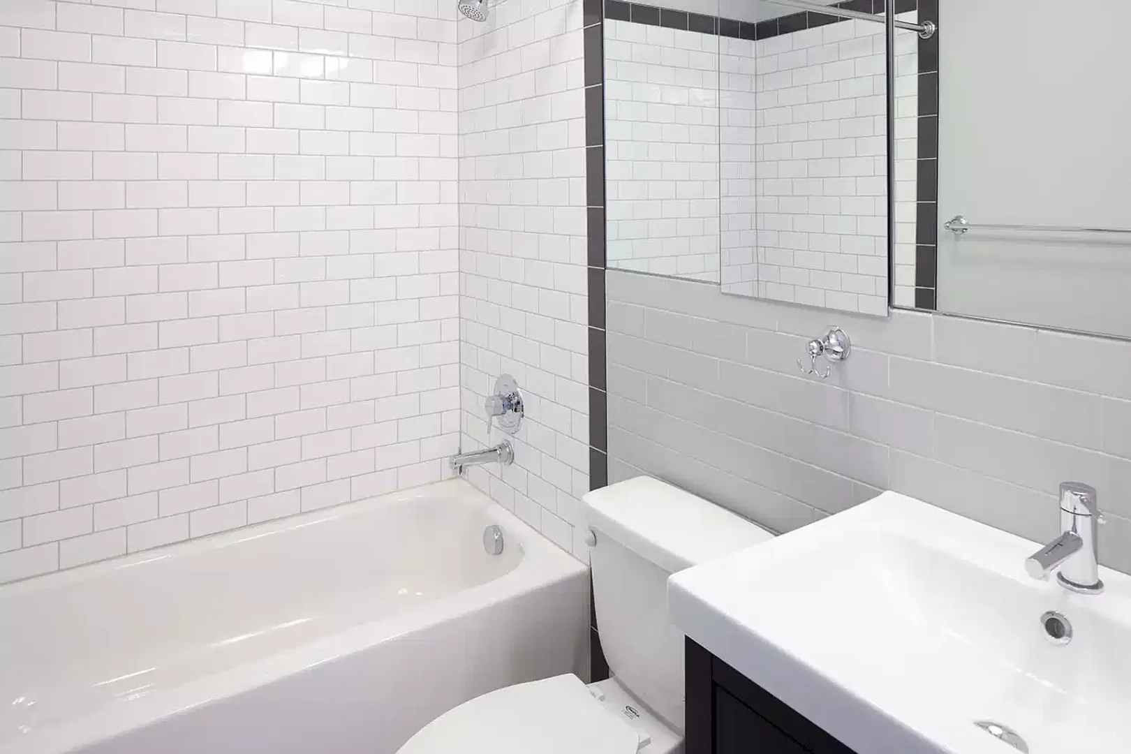 Room for rent in student apartment in , fully furnished