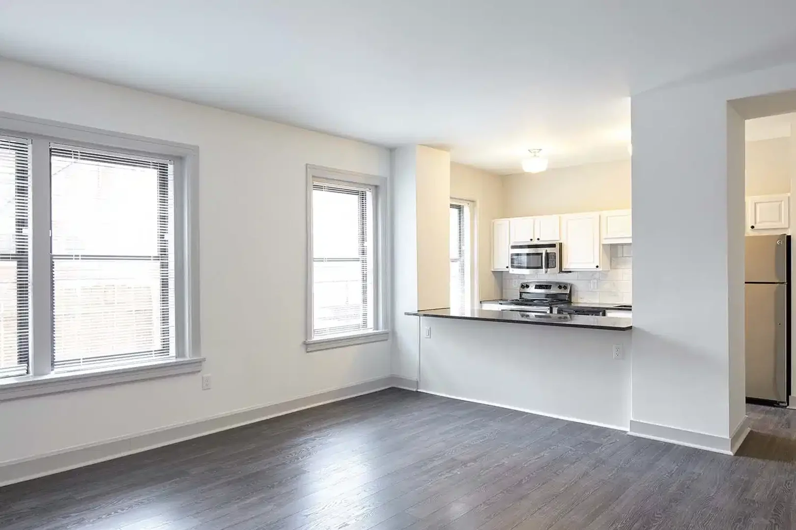 Affordable room for students with ample lighting in 
