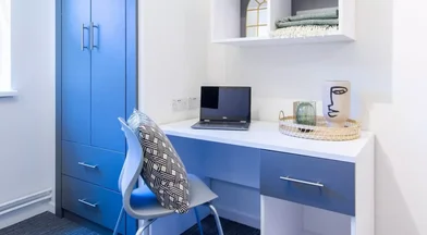 Quarto privado em Bassett Green Road, imagem 2 de 16