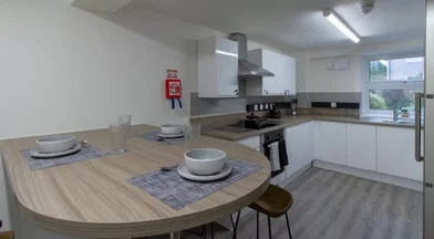 Quarto privado em Bassett Green Road, imagem 14 de 16