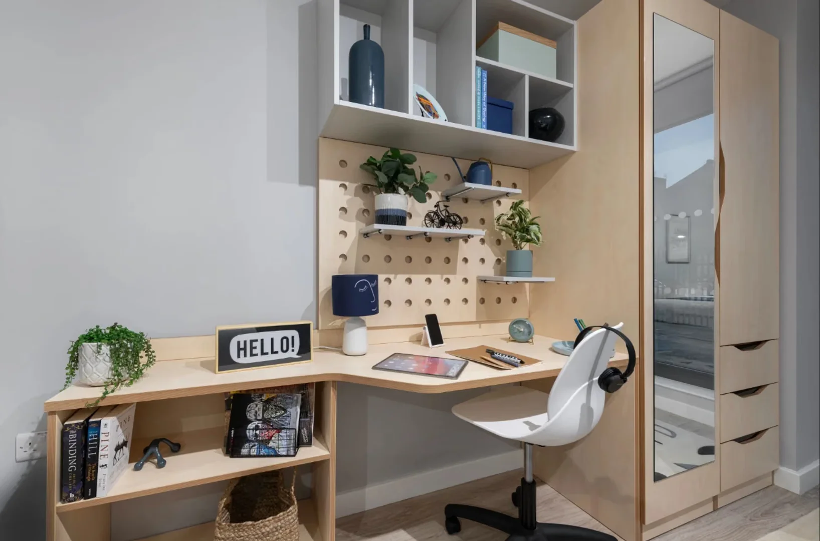 Habitación estudiantil económica cerca del campus en 