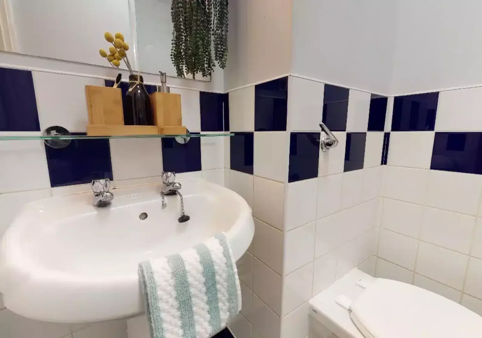 Chambre à louer dans un appartement d'étudiant à , entièrement meublée