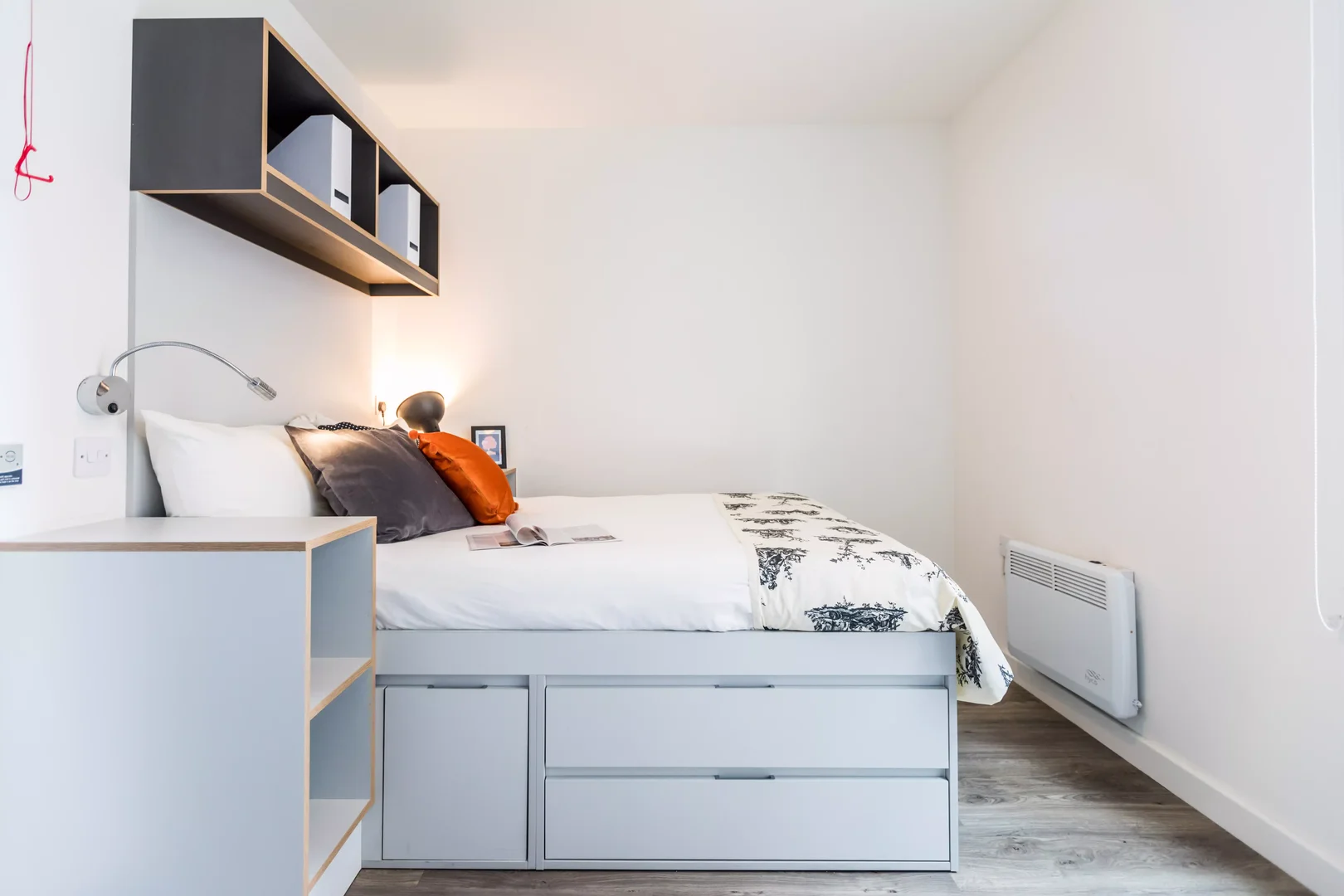 Habitación estudiantil económica cerca del campus en 