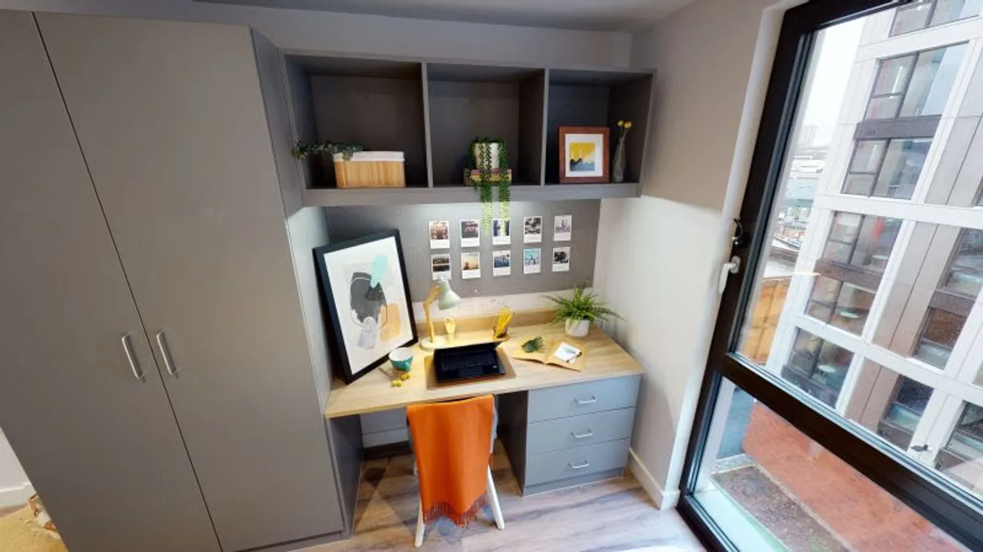 Chambre abordable pour les étudiants avec un bon éclairage dans