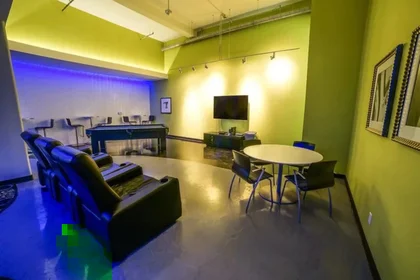 Private room at South Peoria Street, image 19 of 30