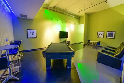 Private room at South Peoria Street, image 21 of 30