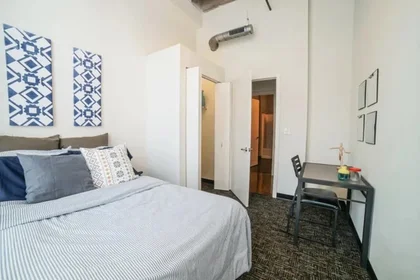Private room at South Peoria Street, image 26 of 30