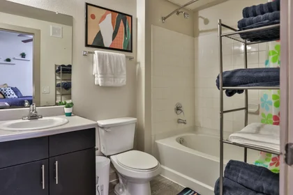 Kawalerka South Macgregor Way, obraz 25 42