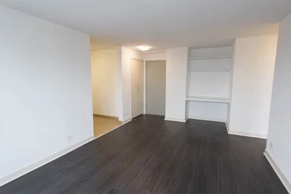 Helles Privatzimmer in {area}