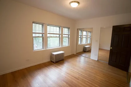 Habitación privada en South Cornell Avenue, imagen 3 de 19