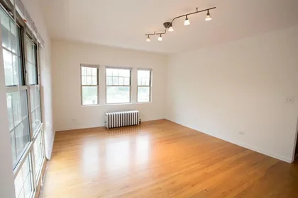 Habitación privada en South Cornell Avenue, imagen 7 de 19
