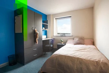 Private room at London Road, image 1 of 10