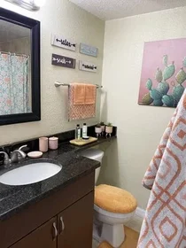Habitación privada en Hull Court, imagen 39 de 49