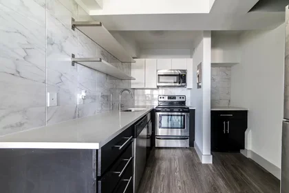 Quarto privado em South Kingshighway Boulevard, imagem 11 de 49