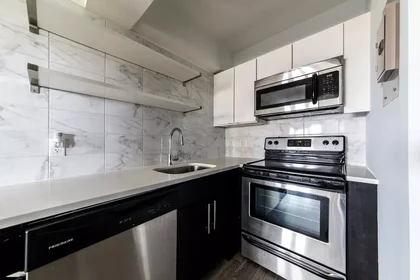 Quarto privado em South Kingshighway Boulevard, imagem 13 de 49