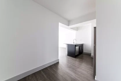 Quarto privado em South Kingshighway Boulevard, imagem 20 de 49
