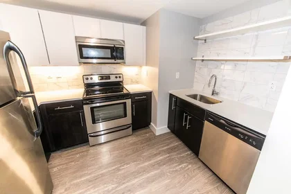 Quarto privado em South Kingshighway Boulevard, imagem 31 de 49