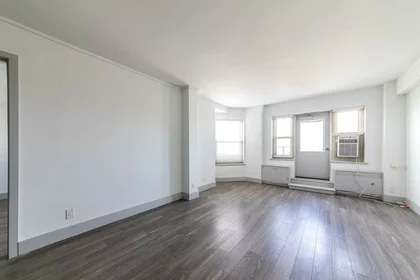 Quarto privado em South Kingshighway Boulevard, imagem 7 de 49