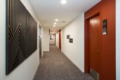 Quarto privado em East Armour Boulevard, imagem 18 de 31