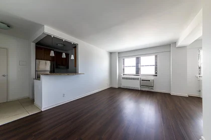 Studio in der Kingshighway Boulevard, bild 1 von 10