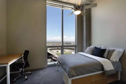 Chambre privée à East Veterans Way, image 1 de 10