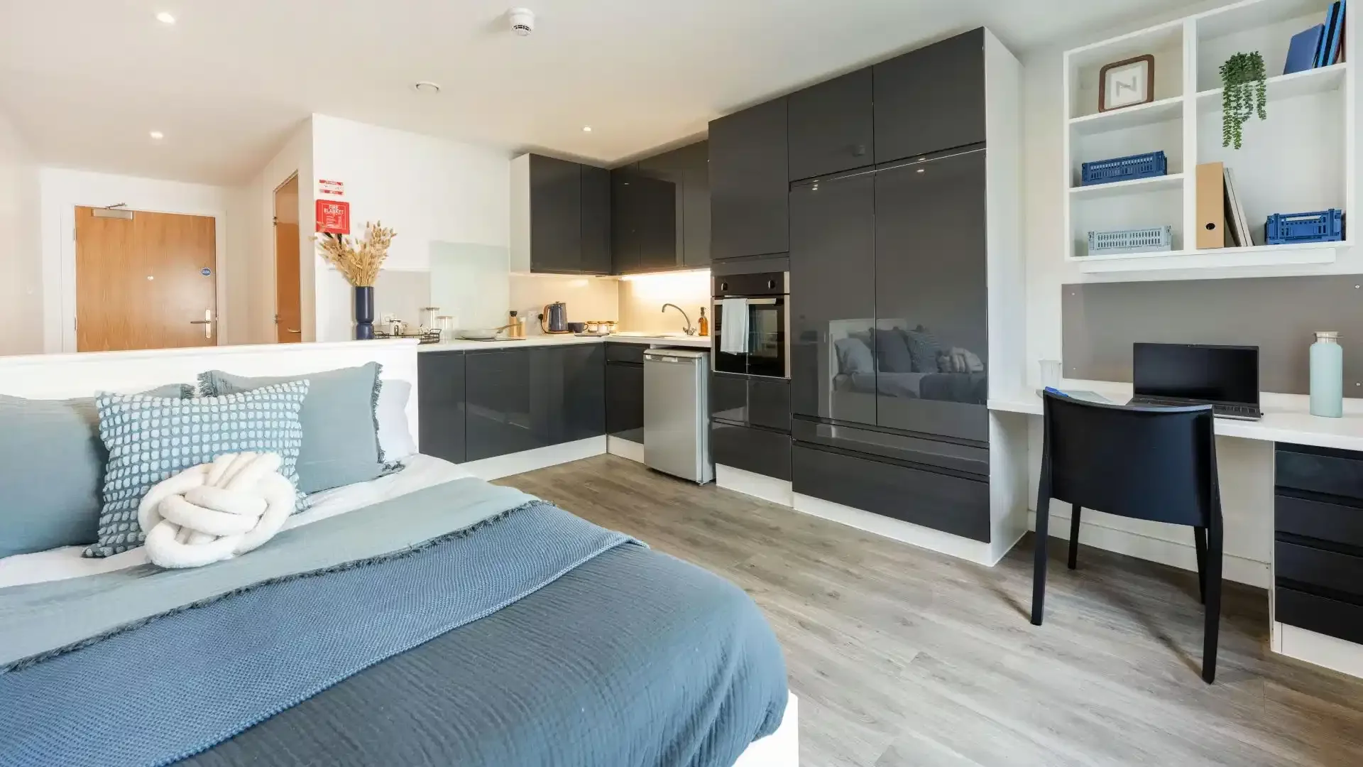 Praktisches Studio in , das auf die Bedürfnisse von Studenten zugeschnitten ist