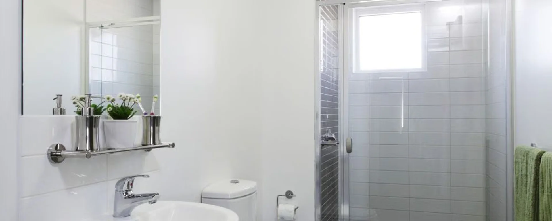 Chambre confortable pour étudiants disponible dans