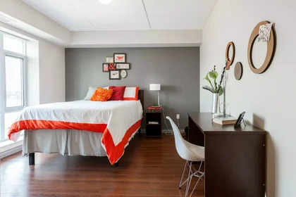 Chambre privée à Regina Street North, image 1 de 10