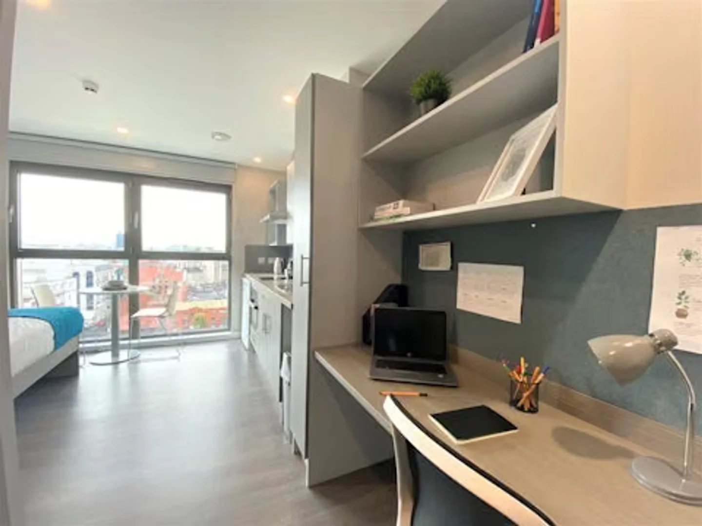 Cozy room for students available in 
